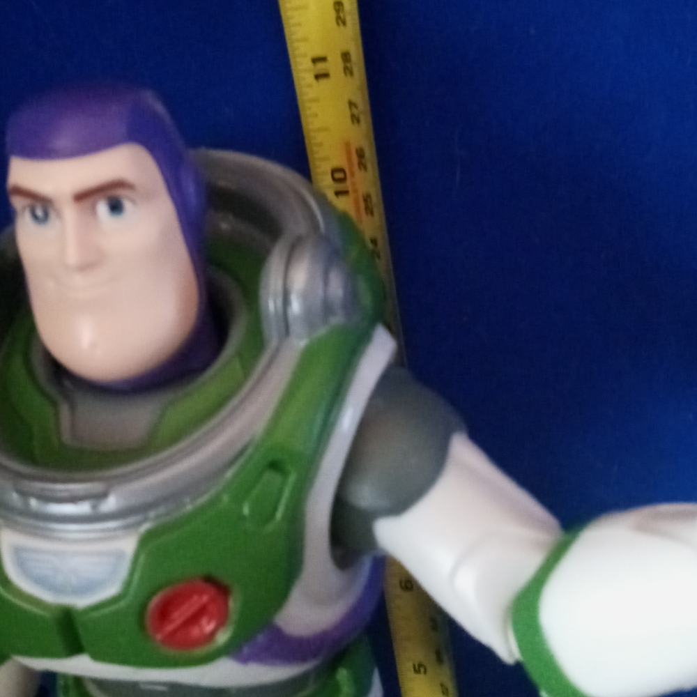 Buzz Lightyear Action Figure - talking light up sword  Kids Toy 11 inch tall - Picture 5 of 5